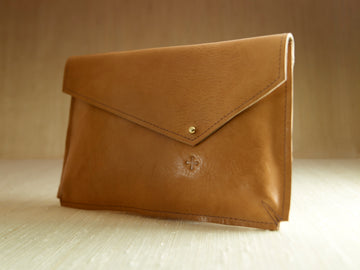 THE CLOCHE — HONEY - FINAL SALE